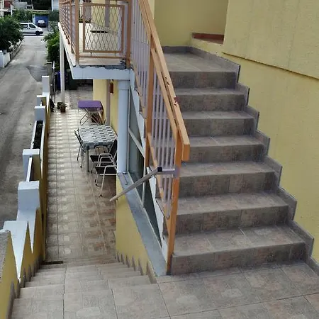 Porreni Daire Šibenik