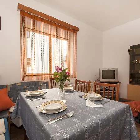 Porreni Daire Šibenik